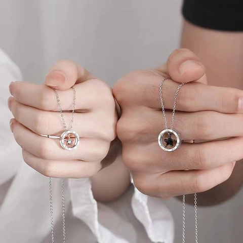 Collana con Pendente a Stella per Coppia in Acciaio Inossidabile Anello Inciso Zirconia Collane a Stella per Uomo Donna Gioielli Hip Hop