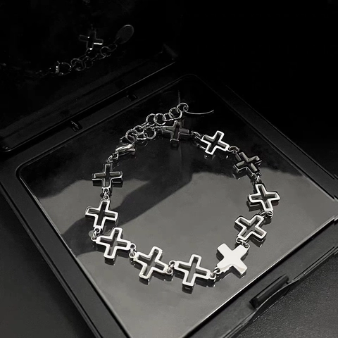 Bracciale Croce Cava in Acciaio al Titanio Unisex Stile Punk Lucidato Catena Regolabile Gioielli di Moda Regalo Non Sbiadisce