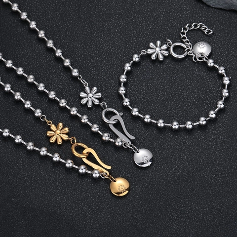 Collana a Catena a Sfere in Acciaio al Titanio con Fiore di Margherita Pendente Rotondo Gioielli Minimalisti per Uomo Donna