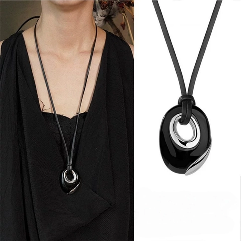 Minimalist Stainless Steel Obsidian Pendant Necklace Long Adjustable PU Leather Cord Sweater Chain Fashion Jewelry Women