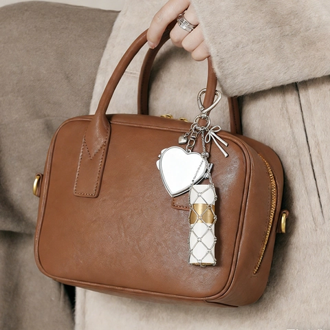 Edelstahl Taschenanhänger Schlüsselanhänger Mit Herzspiegel Lippenstift Netztasche Schleife Langer Quastenanhänger Für Handtaschen Deko