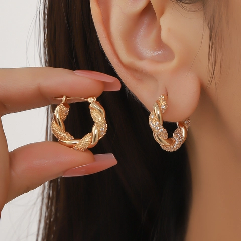 Luxury Copper Twisted Hoop Earrings With White Zirconia Stainless Steel Earring Post Geometric Earrings For Women Party Jewelry