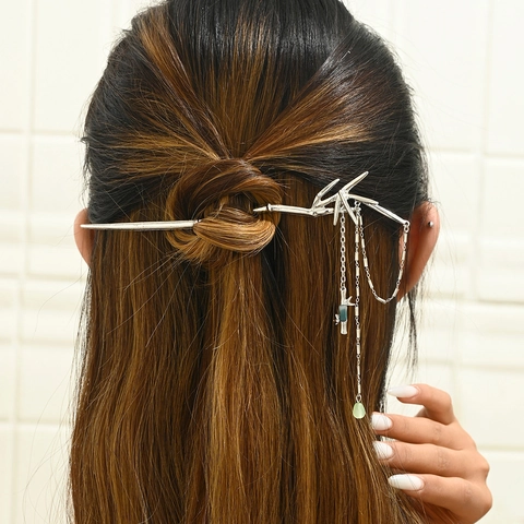Palillo para el Cabello con Borla de Nudo de Bambú Estilo Chino Horquilla de Metal Tocado Retro Tradicional con Colgante Verde