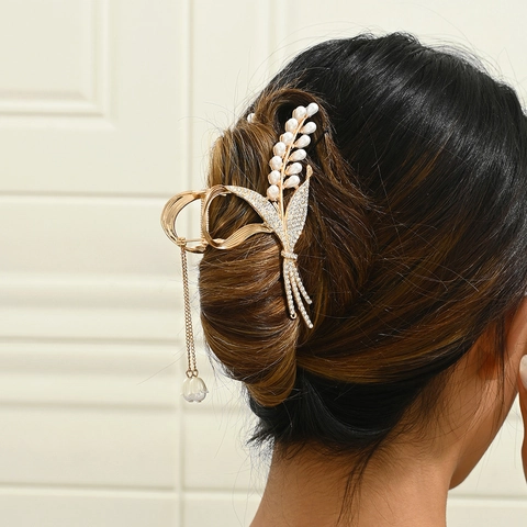 Eleganter Legierung Maiglöckchen Haarkralle Mit Künstliche Perle Strass Ähre Quaste Gold Hai Clip Damen Haarschmuck