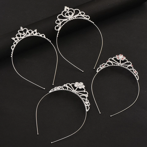 Elegante Corona da Sposa in Lega a Cuore con Strass Cerchietto da Principessa per Donna Ragazza Matrimonio Festa di Compleanno Accessori Capelli