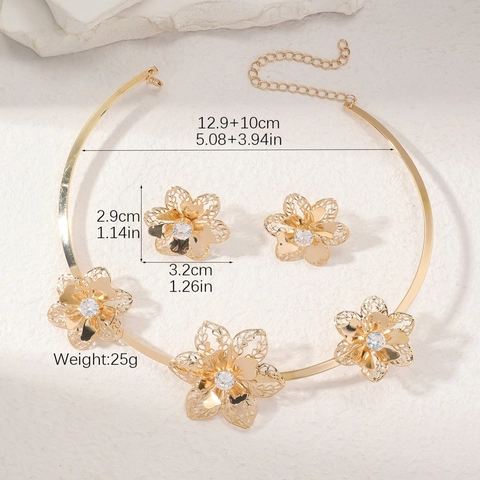 Luxury Alloy Hollow Flower Jewelry Set Gold Plated Rhinestone Choker Necklace Stud Earrings For Women Party Wedding Decor