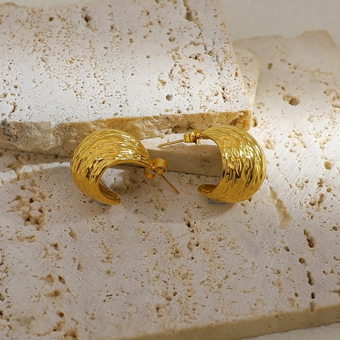 Orecchini a Bottone in Acciaio Inossidabile Placcato Oro 18K Geometrici Texture Martellata Spirale Gioielli Vintage per Donna