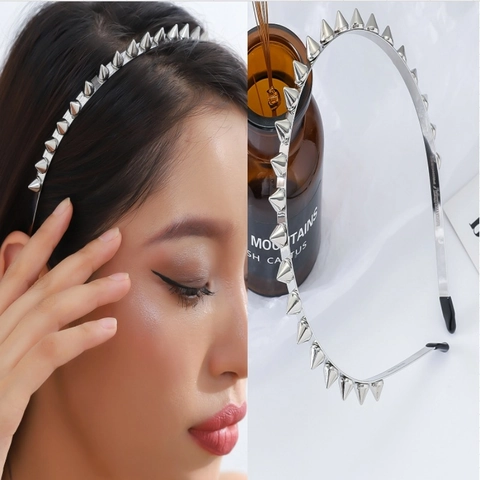 Gotisches Punk Metall Stirnband Mit Nieten Silber Konisch Studded Haarreif Für Damen Cosplay Party Rock Haarschmuck
