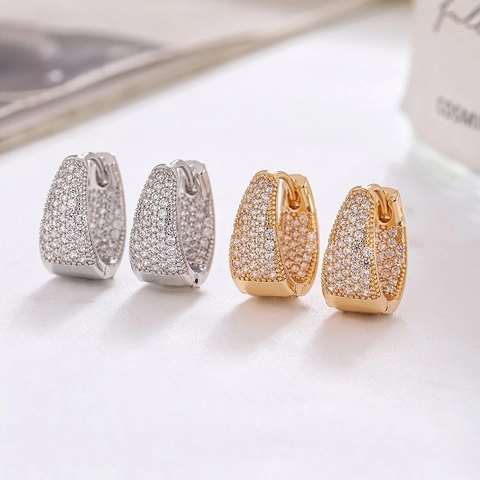 Luxury U-Shape Hoop Earrings Copper Zirconia Inlaid Ear Jewelry With Stainless Steel Earring Post Geometric Women Accessory