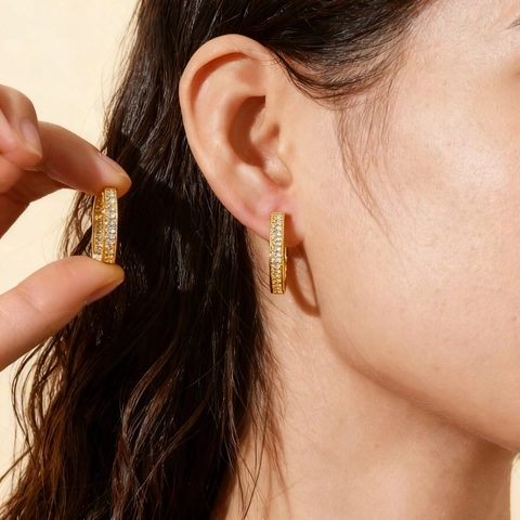 Geometric Hexagon Huggie Earrings Copper Zircon Inlaid Gold Silver Vintage Luxury Style Women Fashion Jewelry Accessory