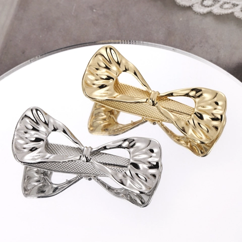 Damen Mode Metall Schleife Haarklammer Legierung Hohl Wellenstruktur Entenschnabel Clip Gold Silber Minimalistischer Haarschmuck