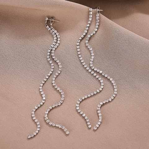Elegantes Pendientes de Borla Larga para Mujer con Poste de Plata de Ley 925 Cobre Circonita Blanca Flecos Lineales de Ondas Joyería de Boda