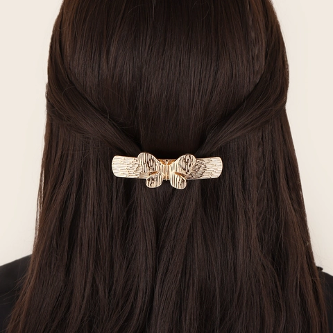 Vintage Hohl Schmetterling Metall Haarspange Legierung Gold Silber Haarnadel Elegant Pferdeschwanz Federclip Damen Haarschmuck