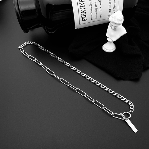 Collana a Doppia Catena Asimmetrica in Acciaio al Titanio Unisex Minimalista Streetwear Catena Cubana a Graffetta Choker Gioielli Estetici