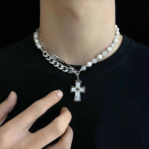 Collana in Acciaio al Titanio Asimmetrica Multistrato Hip Hop Con Pendente a Croce Madreperla Imitazione Perla Artificial Catena Cubana Uomo Donna Gioielli Punk