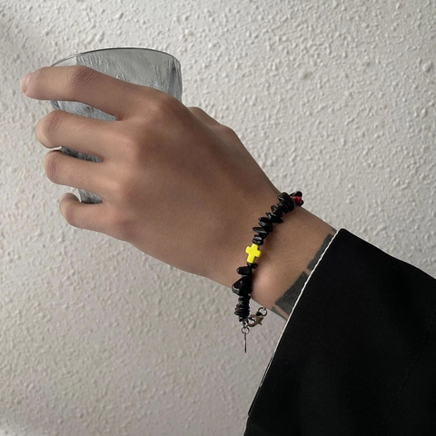 Hip Hop Black Agate Irregular Stone Bracelet With Colored Cross Pendants And Smiley Face Metal Tag Unisex Fashion Jewelry