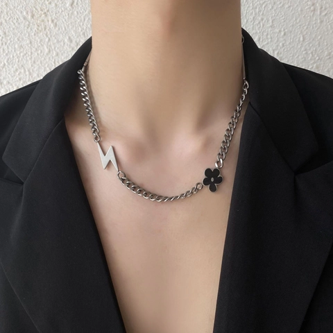 Hip Hop Titanstahl Blitz Blume Anhänger Halskette Für Herren Damen Vintage Punk Beschriftung Panzerkette Trendiger Schmuck