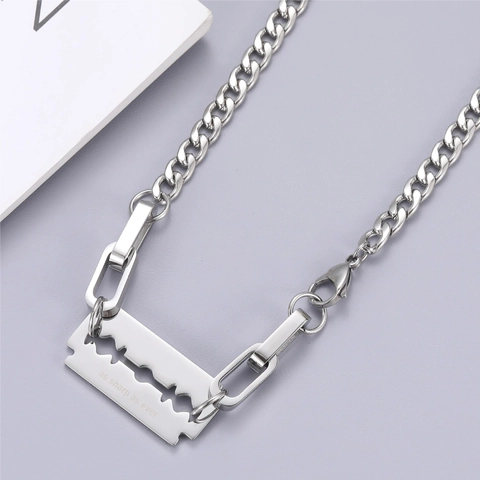 Collana Con Pendente a Lama di Rasoio Hip Hop in Acciaio Inossidabile Catena Cubana Mista Gioielli Unisex Stile Punk Streetwear