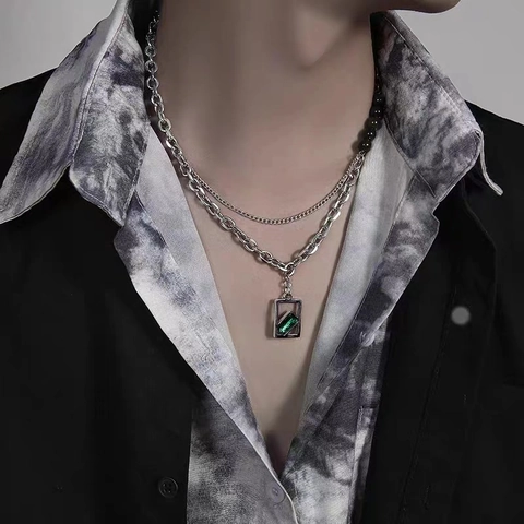 Collana con Pendente in Zirconia Verde in Acciaio al Titanio Catena a Doppio Strato Pietra Taglio Smeraldo Hip Hop Gioielli Donna Uomo