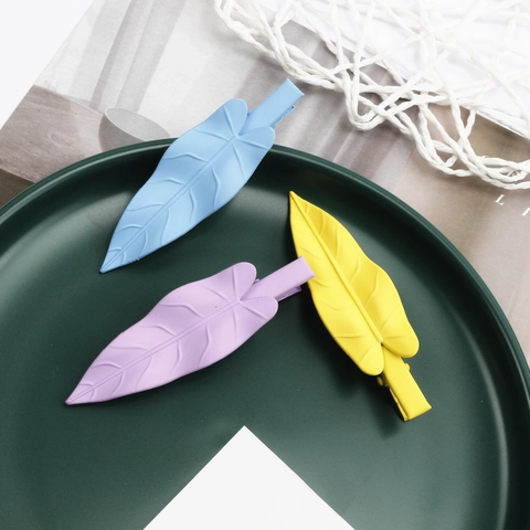 Koreaanse Matte Metalen Blad Haarclip Voor Dames Eenvoudige Elegante Eendenbek Clip Haarspeld Mode Hoofddeksel Styling Accessoires