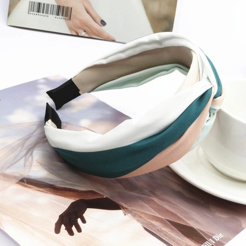 Koreaanse Mode Brede Gestreept Twist Knoop Haarband Voor Vrouwen Meerkleurige Stof Haarsieraden Mori Stijl Eenvoudige Accessoires