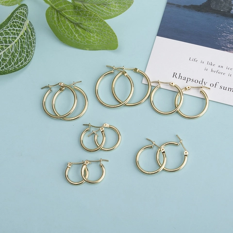 Pendientes de Aro Dorados Minimalistas Con Poste de Acero Inoxidable Joyería de Círculo Pulido Geométrico Para Mujer Oficina