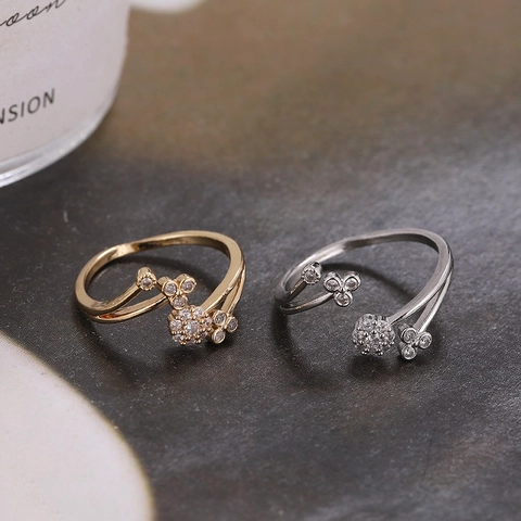 Bague Fleur en Zircone Ajustable Pour Femme Élégante en Cuivre Design Ouvert Micro Incrusté Bijoux Floraux Délicats