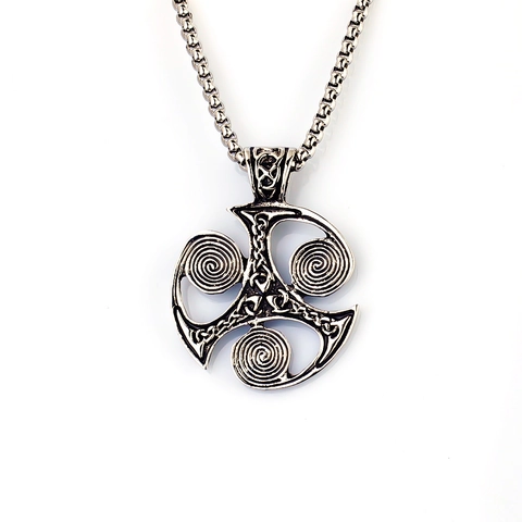 Vintage Celtic Triskele Pendant Necklace For Men Stainless Steel Nordic Viking Spiral Amulet Amulet Chain Jewelry