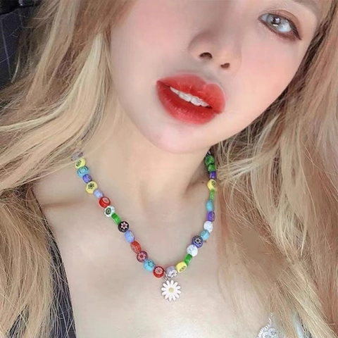 Collier Pendentif Marguerite en Perles de Verre Millefiori Multicolore pour Femmes Collier Fleur en Émail Cristal Artificiel