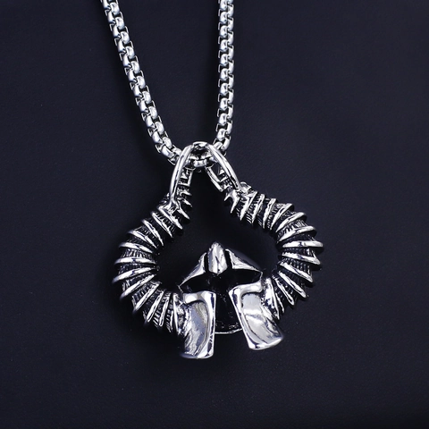 Collana con Ciondolo Elmo di Odino Vichingo Vintage in Acciaio Inossidabile Hip Hop Punk Testa di Lupo Croce Strass Gioielli