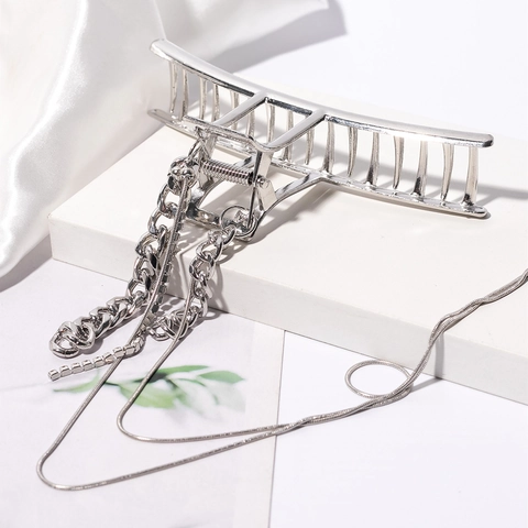 Fashion Korean Silver Alloy Large Hair Claw Clip With Long Chain Tassel Rhinestone Decor Metal Shark Clip For Women Hair Jewelry