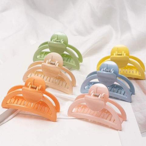 Pinza para el Cabello Grande Mate Crema Elegante Clip de Tiburón Hueco Accesorios para el Cabello de Plástico Color Sólido Mujer