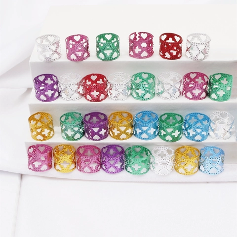 Perles de Dreadlocks en Métal Multicolore Motif Cœur et Croix Ajouré Anneaux de Tresse Africaine Accessoires de Cheveux