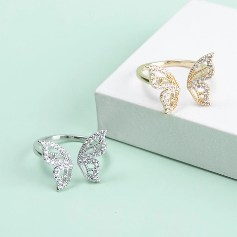 Elegant Copper Butterfly Open Ring For Women Hollow Micro Inlaid Rhinestone Adjustable Fashion Ring Romantic Light Luxury Jewelry Gift