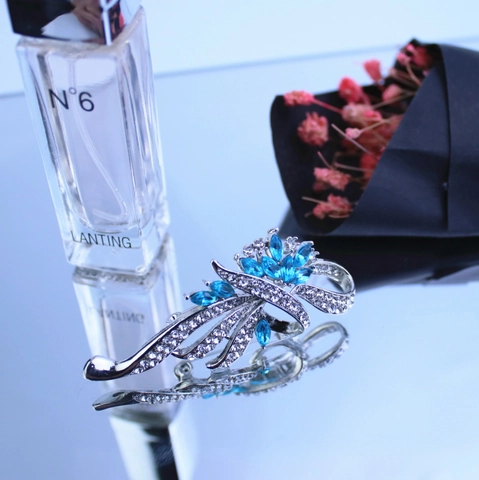 Elegante Legering Lintbloem Brosche Voor Dames Goud Zilver Verguld Strass Veiligheidsspeld Sieraden Voor Feestjurk
