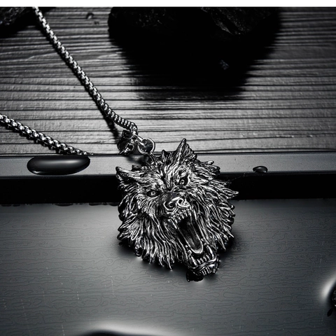 Retro Wolf Head Pendant Necklace For Men Stainless Steel Hip Hop Punk Gothic Viking Style Jewelry With 60cm Box Chain Gift