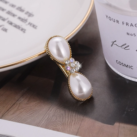 Eleganter Künstliche Perlen Haarklammer Strass Schleifenknoten Zinklegierung Floral Seitenclip Für Damen Hochzeit Modeschmuck