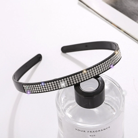 Serre-tête Simple en Strass pour Femme Mode Coréenne Cerceau à Cheveux en Plastique Noir Avec Dents Accessoires de Cheveux en Strass Brillants Multi Rangs