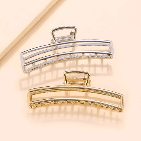 Vintage Large Metal Hair Claw Clip Rectangular Hollow Bamboo Design Alloy Electroplated Strong Grip Hairpin For Women Elegant