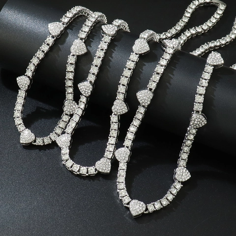 Collar de Cadena de Tenis Hip Hop de Aleación en Tono Plateado con Colgante de Corazón de Strass para Hombre Mujer Joyería Street Style