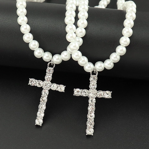 Elegante Collana con Pendente a Croce in Perle Artificiali e Lega di Zinco con Accenti in Strass Catena di Lusso Retrò per Uomo Donna Gioielli Regalo