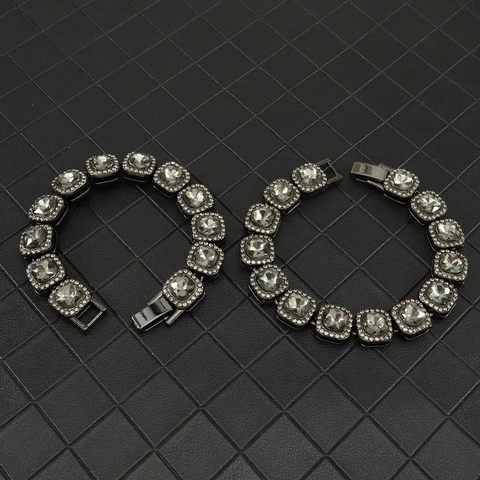 Hip Hop Gunmetal Alloy Bracelet With Square Grey Crystal And White Zirconia Iced Out Square Link Bracelet For Men Women Punk Jewelry Cool