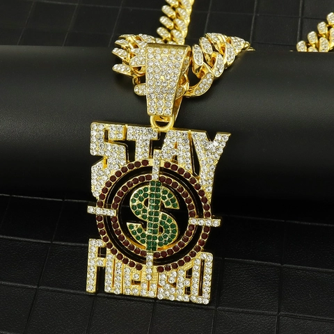 Hip Hop Iced Out Zinklegering Hanger Halsketting Stay Focused Slogan Dollarteken Doelpatroon Strass Cubaanse Schakelketting Sieraden