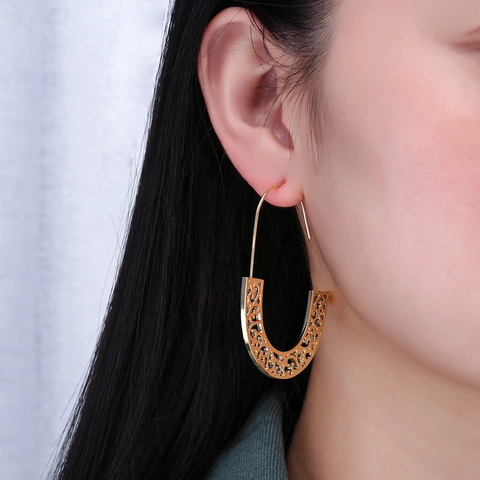 Orecchini a Gancio a Forma di U in Lega con Motivo a Volute Traforate Vintage per Donna Gioielli da Festa Geometrici