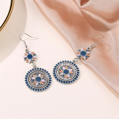 Bohemian Vintage Long Drop Earrings Colorful Enamel Daisy Floral Totem Carved Alloy Earrings Antique Silver Ethnic Jewelry