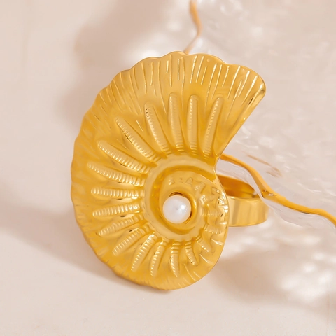 Anello Vintage in Acciaio Inossidabile con Conchiglia a Spirale per Donna Placcato Oro Perla Artificiale Regolabile Statement Gioielli di Moda