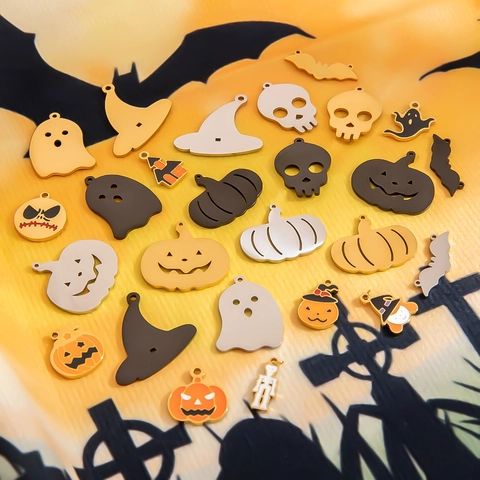 Stainless Steel Halloween Pendant Ghost Skull Pumpkin Witch Hat Bat Pendant Only Without Chain For DIY Jewelry Making
