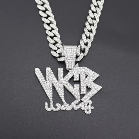 Collana con Ciondolo Lettera WKB Hip Hop Iced Out in Lega Argento Strass Grande Ciondolo Streetwear Gioielli per Uomo Ragazzi