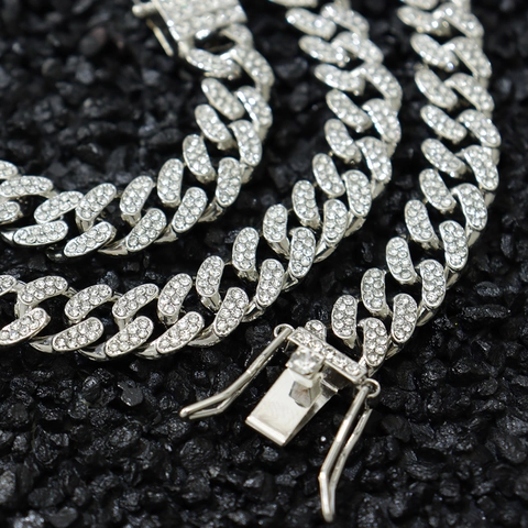 Iced Out Cuban Link Necklace Alloy Rhinestone Hip Hop Bold Chain For Men Women Rappers Trendy Jewelry Accessory