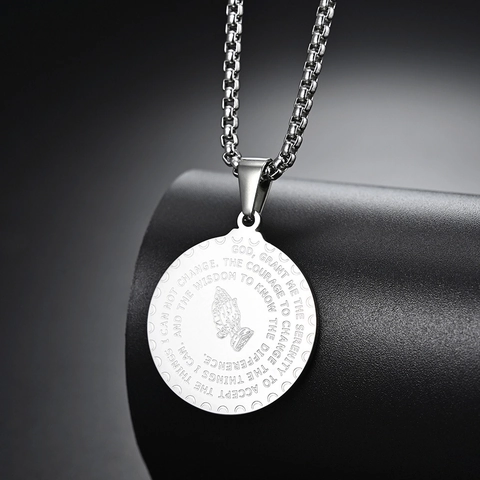 Collana Con Pendente a Mani in Preghiera in Acciaio Inossidabile Medaglione Rotondo Con Preghiera Della Serenità Gioielli Religiosi